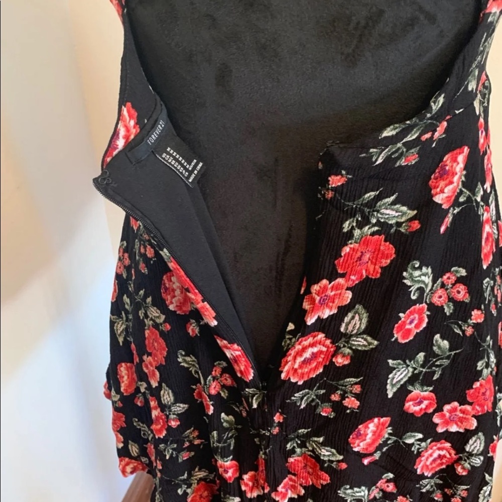 Floral Crisscross Back Dress - Picture 7 of 8